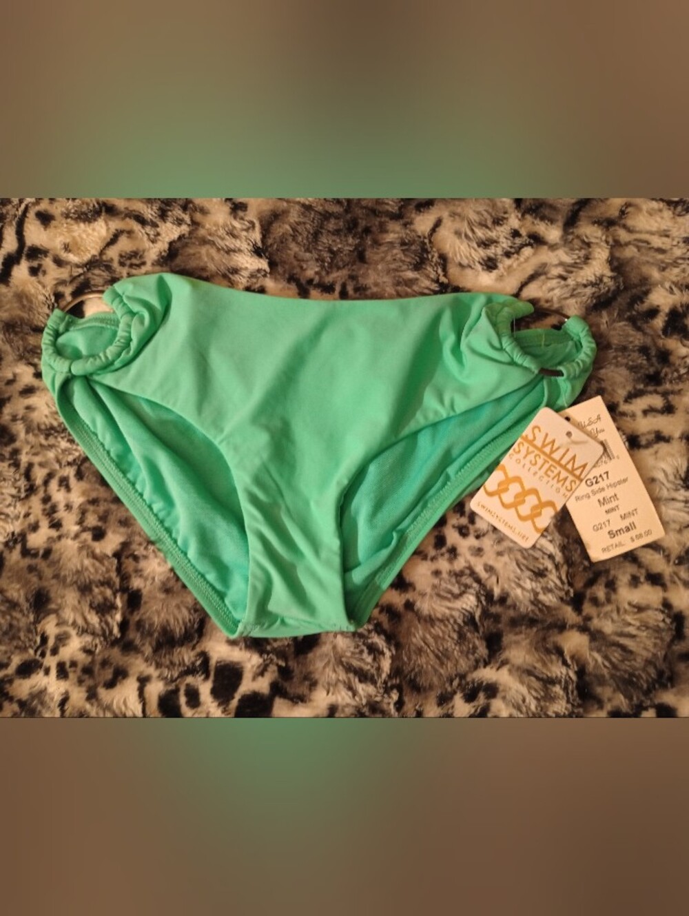 NWT Mint Ruched Ring Side Bikini Bottom - Women's